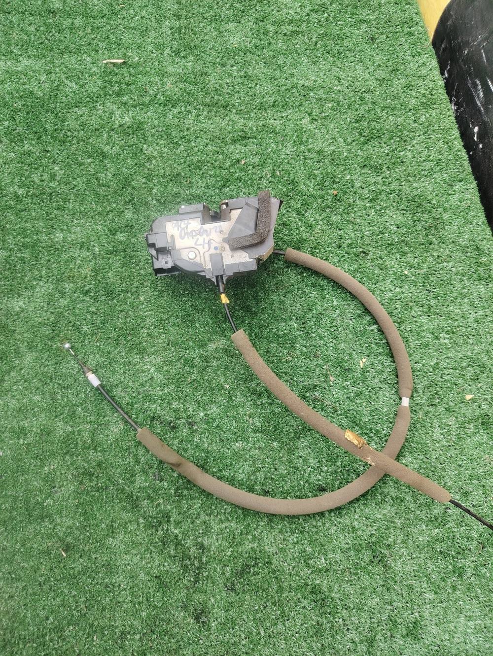 Actuador de cerradura izquierdo (LH) Nissan Qashqai 2017-2022